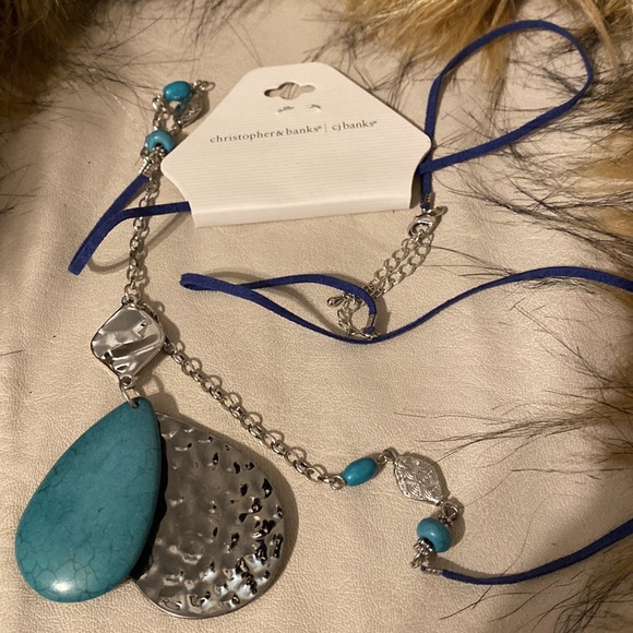 Christopher & Banks cj banks necklace #383 - Picture 3 of 4